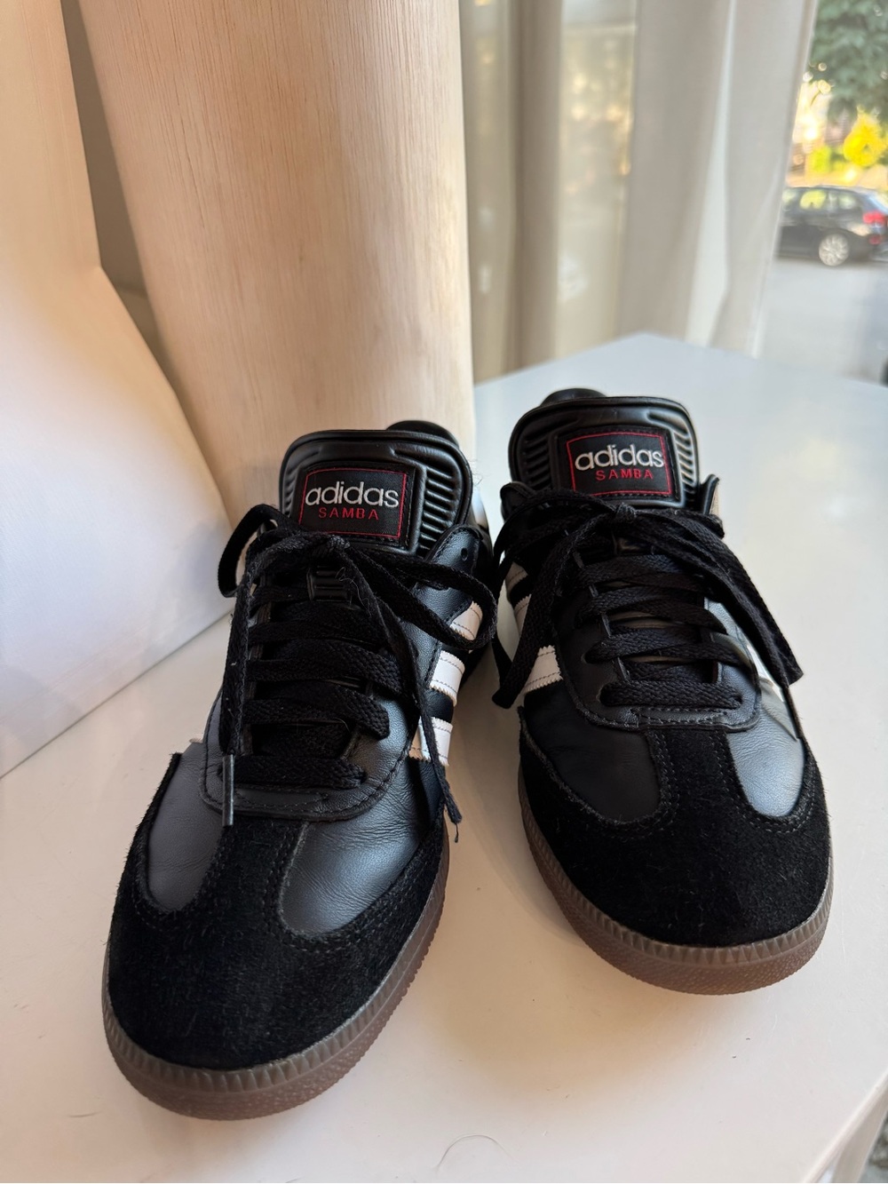 Adidas Samba Black/White Sneakers
Men’s US 8 / EU 41⅓ - Picture 13 of 15